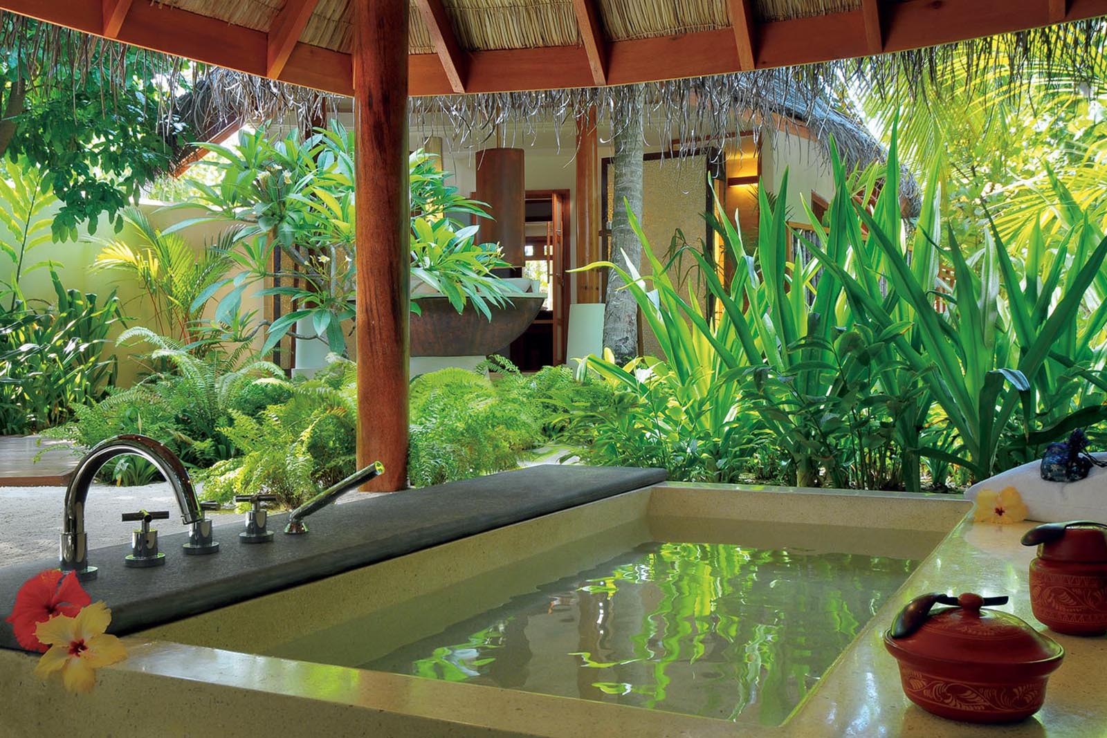 Double Storey Beach Villa with Pool