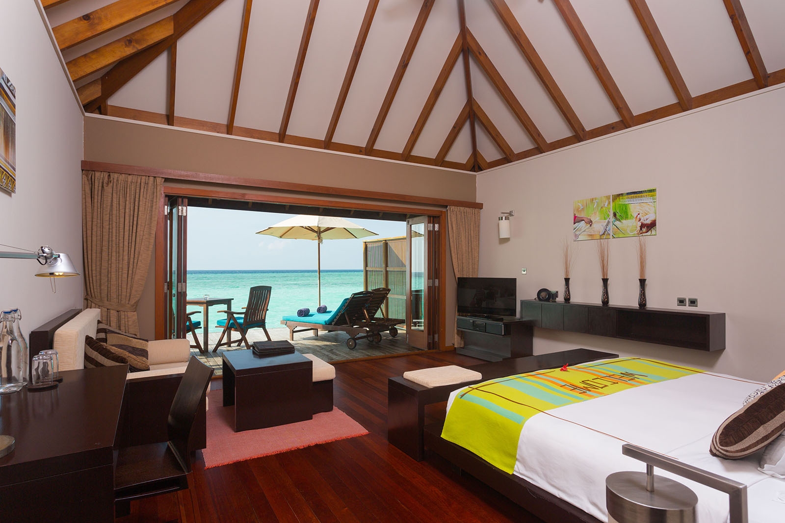 Jacuzzi Water Villa