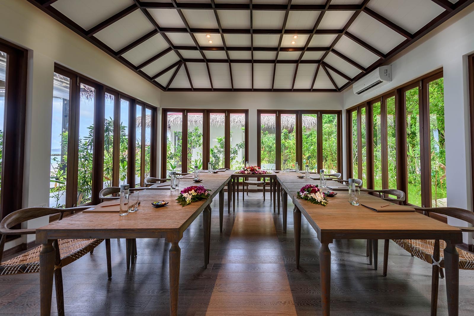 Private Meeting Room