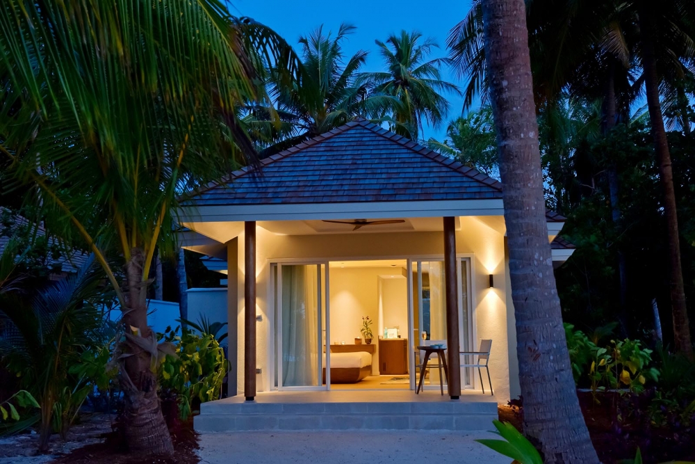 Beach Villa with Jacuzzi