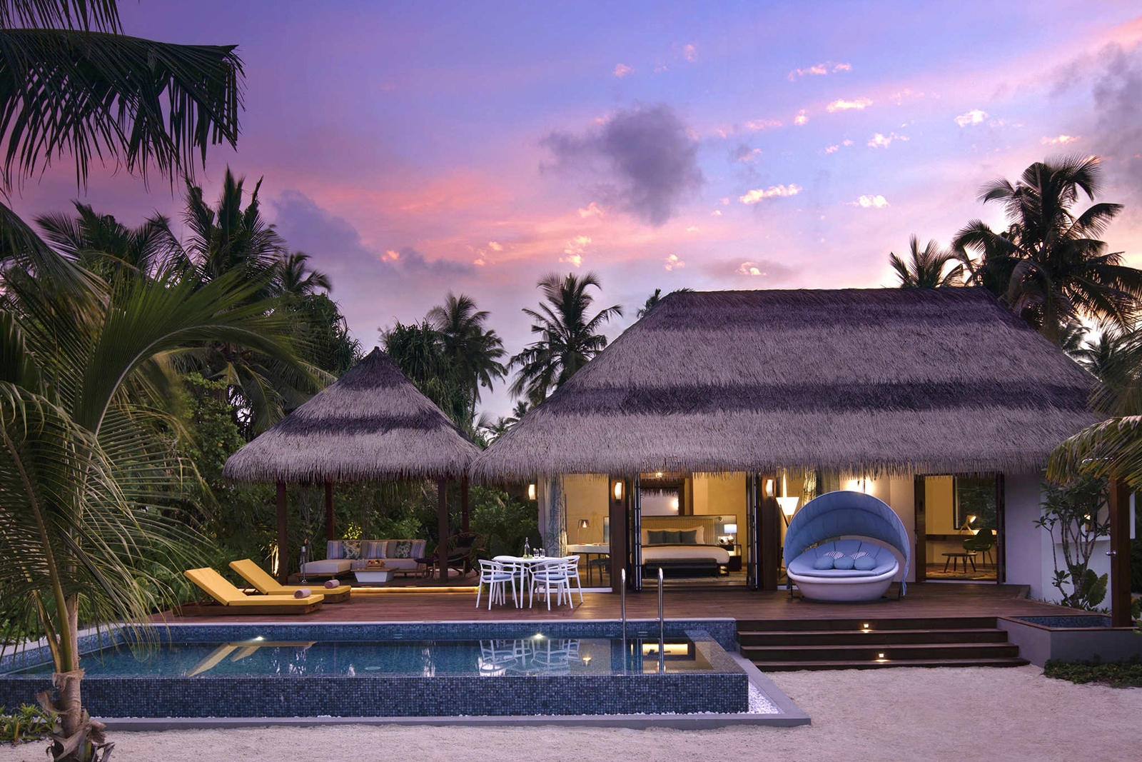 Family Beach Pool Villa